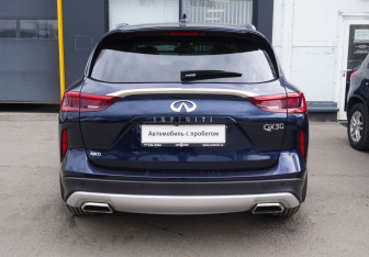 Подержанный автомобиль Infiniti QX50 2019 года (6 фото)