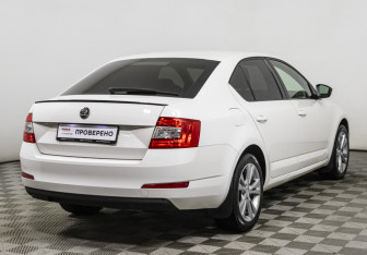 Подержанный автомобиль Skoda Octavia Liftback 2014 года (5 фото)
