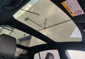 Подержанный автомобиль Toyota Camry Sedan 2024 года (16 фото)