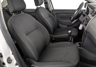 Подержанный автомобиль Renault Logan Sedan 2022 года (24 фото)