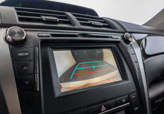 Подержанный автомобиль Toyota Camry Sedan 2015 года (26 фото)