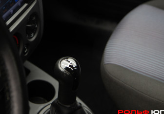 Подержанный автомобиль Ford Fusion 2008 года (19 фото)