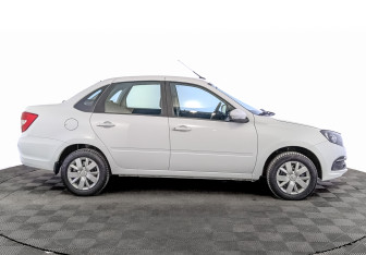 Подержанный автомобиль LADA (ВАЗ) Granta Sedan 2023 года (4 фото)