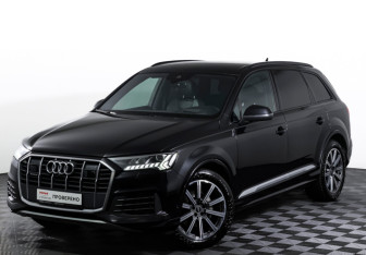Подержанный автомобиль Audi Q7 2021 года (23 фото)