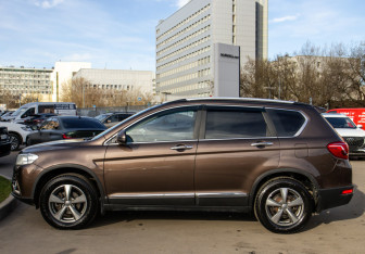 Подержанный автомобиль Haval H6 2018 года (6 фото)