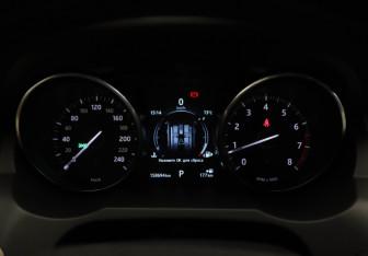 Подержанный автомобиль Land Rover Range Rover Evoque 2015 года (27 фото)