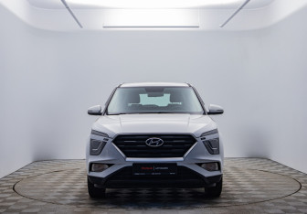 Подержанный автомобиль Hyundai Creta 2022 года (2 фото)