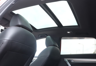 Подержанный автомобиль Geely Coolray 2020 года (20 фото)