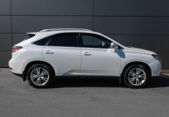 Подержанный автомобиль Lexus RX 2014 года (4 фото)
