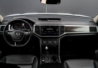 Подержанный автомобиль Volkswagen Teramont 2018 года (12 фото)