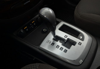 Подержанный автомобиль Hyundai Santa Fe 2012 года (27 фото)