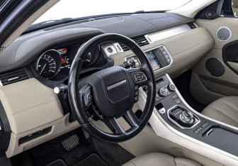 Подержанный автомобиль Land Rover Range Rover Evoque 2012 года (15 фото)