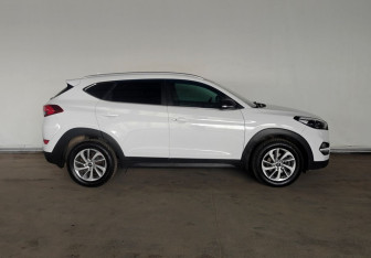 Подержанный автомобиль Hyundai Tucson 2016 года (4 фото)