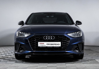 Подержанный автомобиль Audi A4 Sedan 2020 года (2 фото)