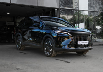 Подержанный автомобиль Omoda C7 2025 года (3 фото)