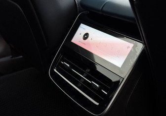 Подержанный автомобиль Voyah Free 2023 года (12 фото)