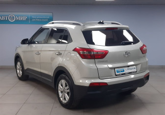 Подержанный автомобиль Hyundai Creta 2017 года (7 фото)
