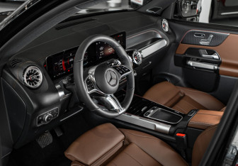 Новый Mercedes-Benz GLB 2025 (10 фото)
