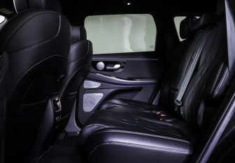 Подержанный автомобиль Exeed VX 2024 года (12 фото)