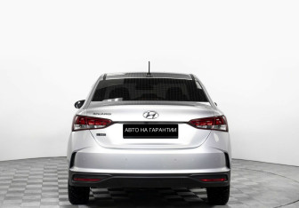 Подержанный автомобиль Hyundai Solaris Sedan 2021 года (5 фото)