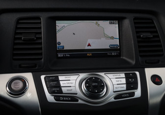 Подержанный автомобиль Nissan Murano Suv 2011 года (14 фото)