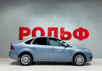 Подержанный автомобиль Ford Focus Sedan 2008 года (3 фото)