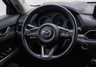 Подержанный автомобиль Mazda CX-5 2019 года (15 фото)