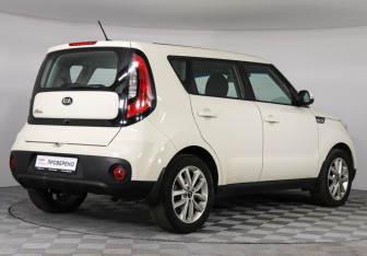 Подержанный автомобиль Kia Soul 2017 года (5 фото)