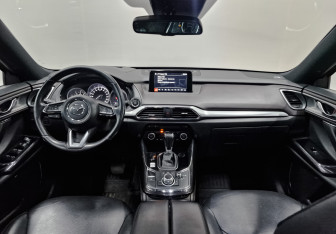 Подержанный автомобиль Mazda CX-9 2018 года (14 фото)