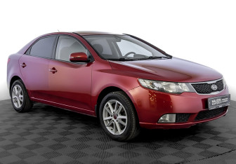 Подержанный автомобиль Kia Cerato Sedan 2010 года (3 фото)