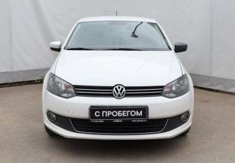Подержанный автомобиль Volkswagen Polo Sedan 2013 года (2 фото)