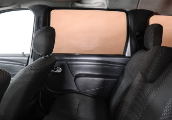 Подержанный автомобиль LADA (ВАЗ) Largus Wagon 2013 года (8 фото)