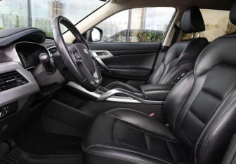 Подержанный автомобиль Geely Atlas 2018 года (15 фото)