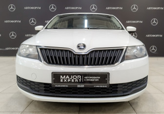 Подержанный автомобиль Skoda Rapid Liftback 2019 года (2 фото)