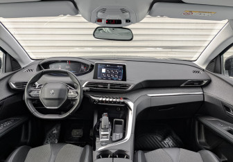Подержанный автомобиль Peugeot 3008 2021 года (14 фото)