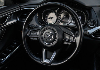 Подержанный автомобиль Mazda CX-9 2021 года (10 фото)