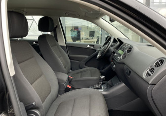 Подержанный автомобиль Volkswagen Tiguan 2011 года (19 фото)