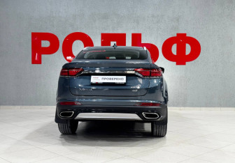 Подержанный автомобиль Geely Tugella 2021 года (6 фото)