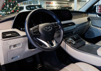 Подержанный автомобиль Hyundai Palisade 2021 года (25 фото)