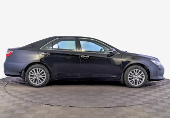 Подержанный автомобиль Toyota Camry Sedan 2015 года (4 фото)