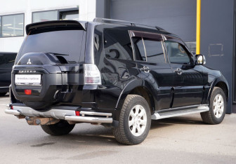 Подержанный автомобиль Mitsubishi Pajero 2014 года (5 фото)