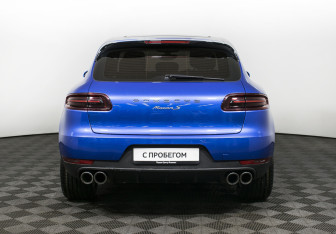 Подержанный автомобиль Porsche Macan 2014 года (13 фото)