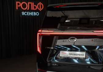 Подержанный автомобиль GAC M8 2023 года (29 фото)