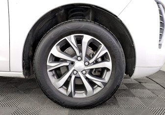 Подержанный автомобиль Haval Jolion 2023 года (18 фото)