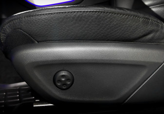 Подержанный автомобиль Mercedes-Benz GLE 2020 года (22 фото)