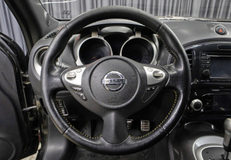 Подержанный автомобиль Nissan Juke 2011 года (8 фото)