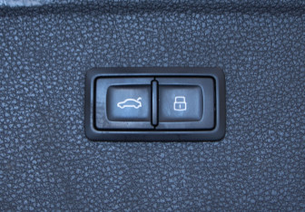 Подержанный автомобиль Audi Q5 2020 года (34 фото)
