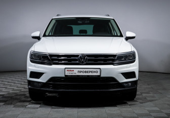 Подержанный автомобиль Volkswagen Tiguan 2018 года (2 фото)