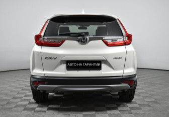 Подержанный автомобиль Honda CR-V 2017 года (4 фото)
