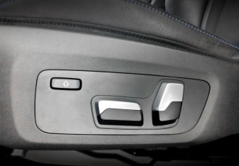 Подержанный автомобиль BMW X3 2021 года (21 фото)